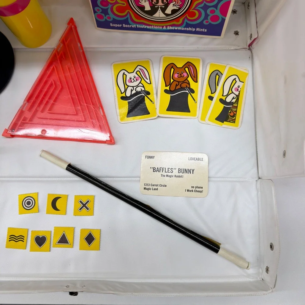 Vintage 1969 Mattel Magic Show Stoppers Showcase Magic Kit Case 5830 Psychedelic